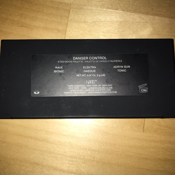 *LIMITED EDITION* NARS Danger Control palette - Picture 2 of 3